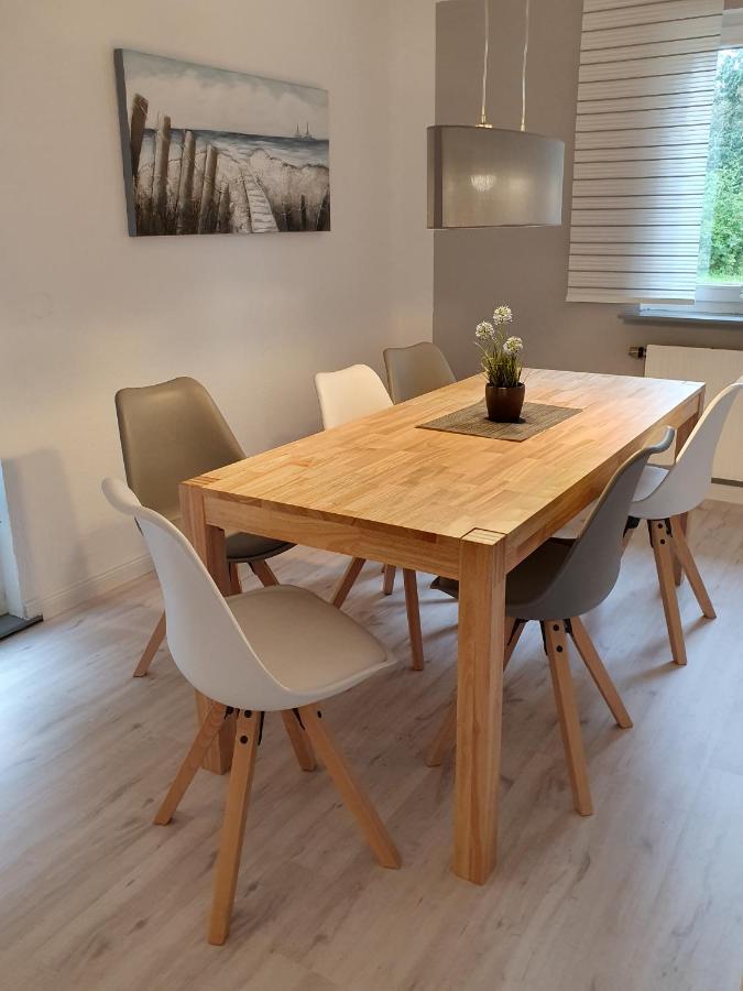 Tolle 125M² Erdgeschosswohnung Im Einzelhaus Kaltenkirchen Esterno foto