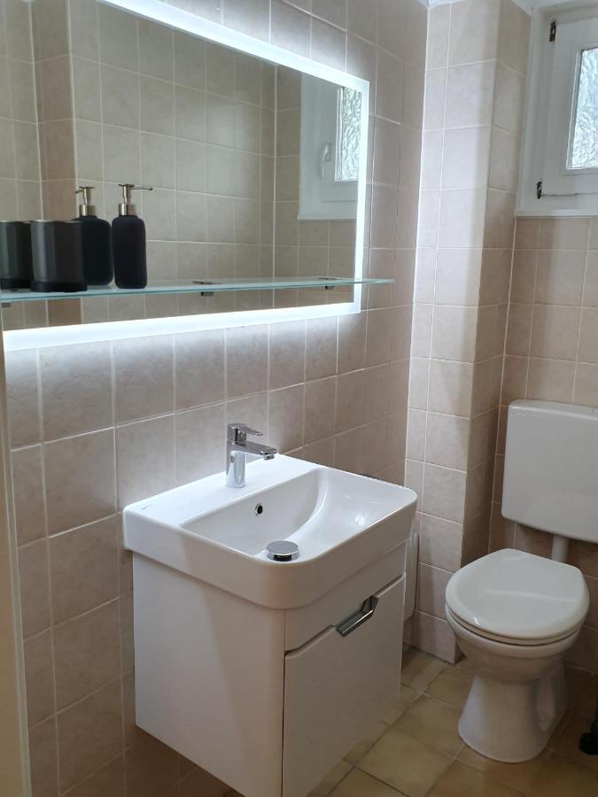 Tolle 125M² Erdgeschosswohnung Im Einzelhaus Kaltenkirchen Esterno foto