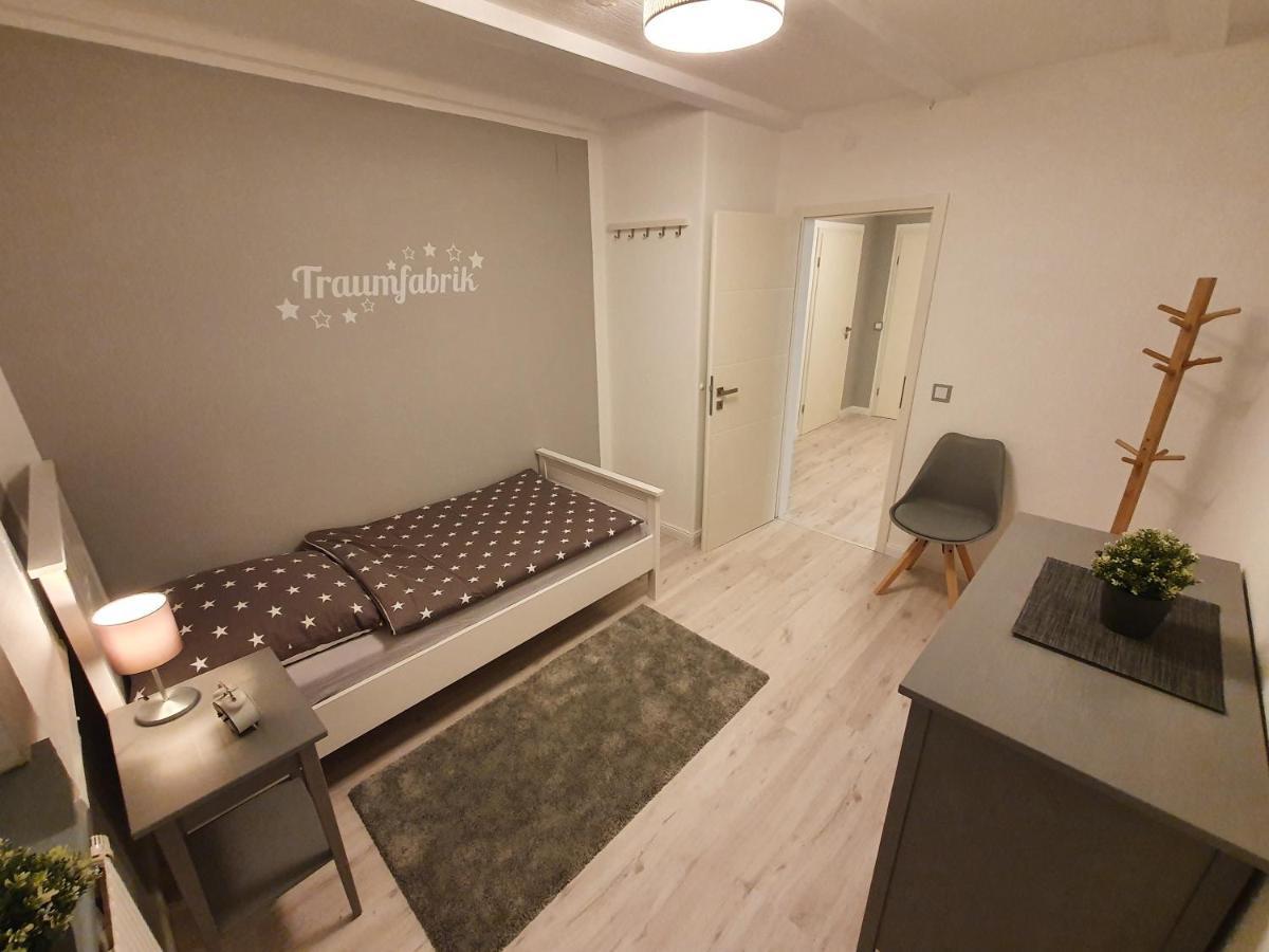 Tolle 125M² Erdgeschosswohnung Im Einzelhaus Kaltenkirchen Esterno foto