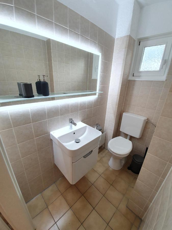 Tolle 125M² Erdgeschosswohnung Im Einzelhaus Kaltenkirchen Esterno foto