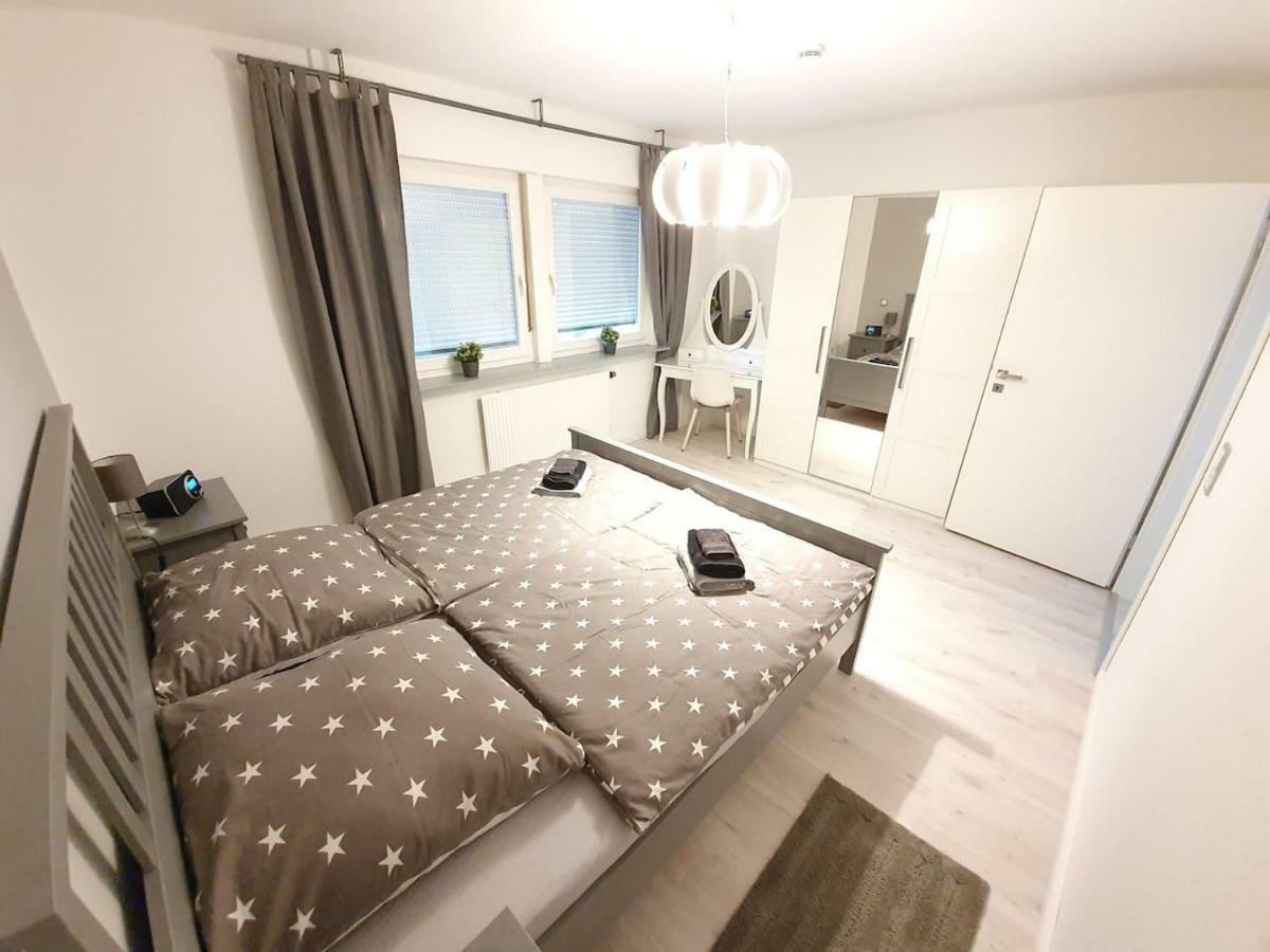 Tolle 125M² Erdgeschosswohnung Im Einzelhaus Kaltenkirchen Esterno foto