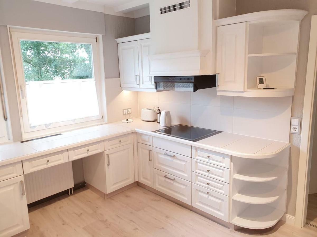 Tolle 125M² Erdgeschosswohnung Im Einzelhaus Kaltenkirchen Esterno foto